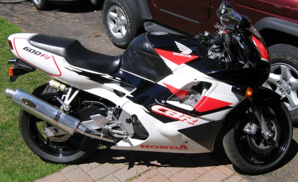 Honda_CBR600F2.jpg